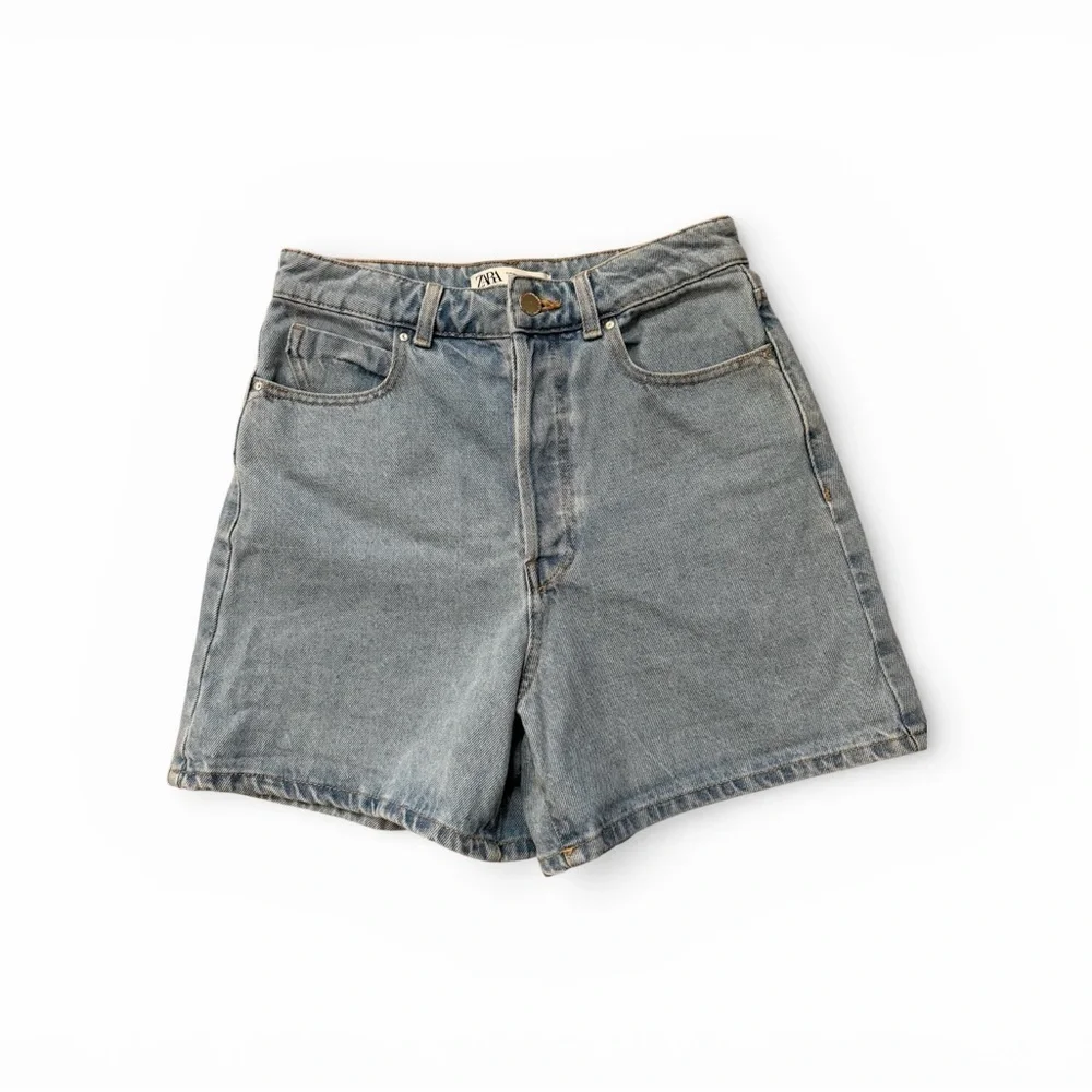 Zara Authentic Denim by TRF, Button-Up, High Rise Shorts, Size 6